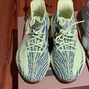 YEEzy frozen yellow